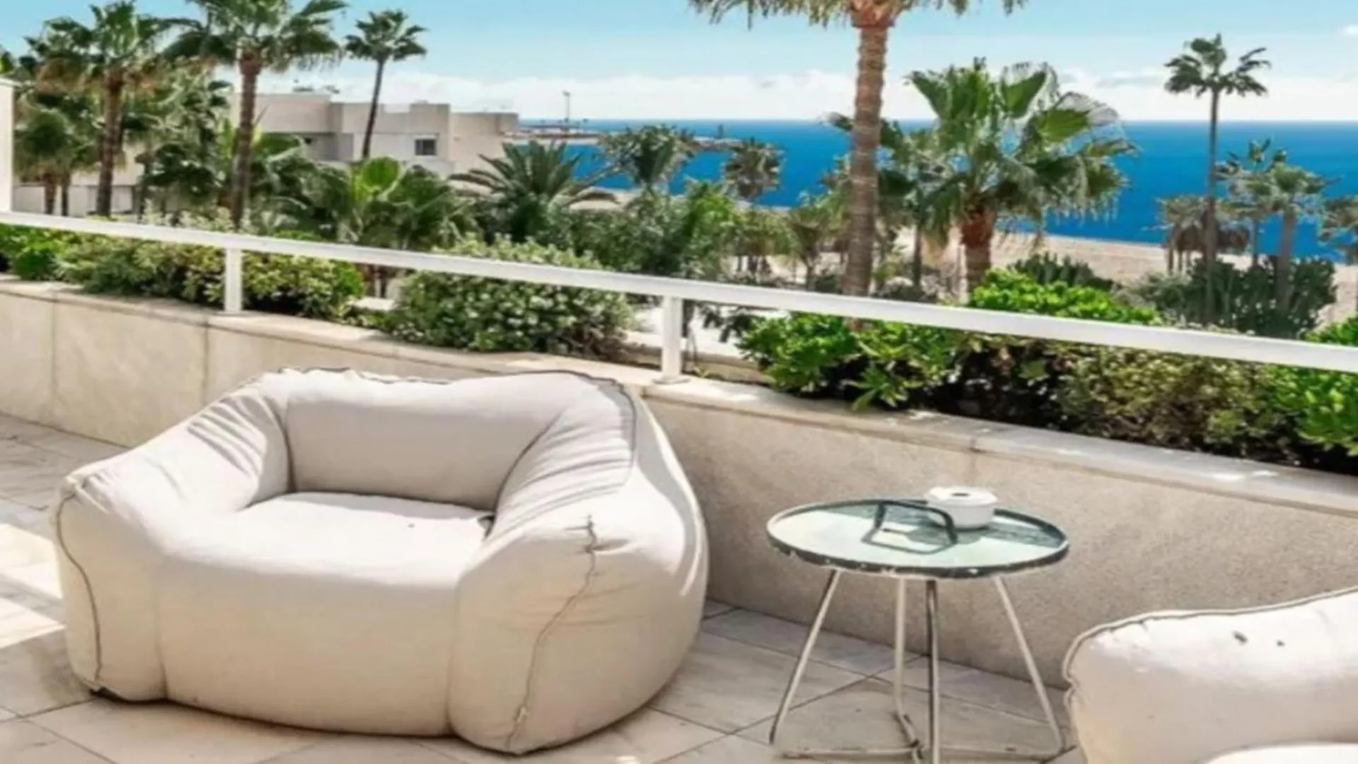 Apartamento Playas Del Duque Marbella contacts